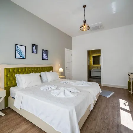 Large With A Private Pool Villa *