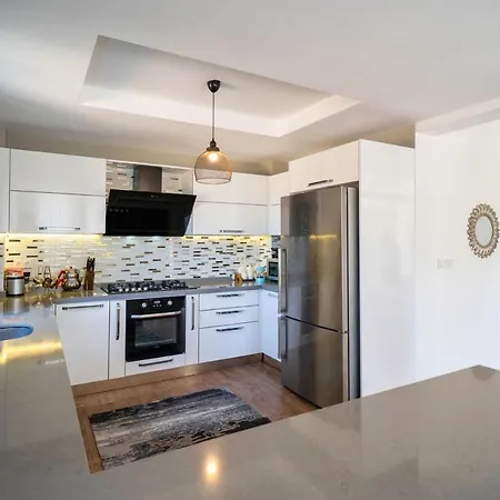 Large With A Private Pool *